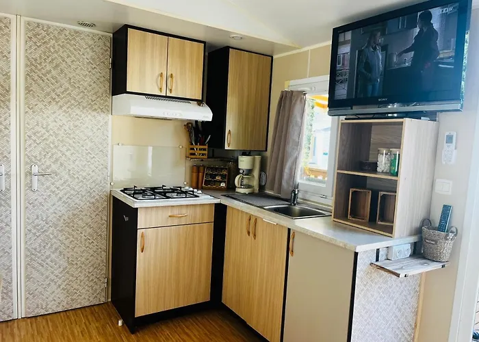 Mobil-home Cosy Clim&tv-3 Camping *